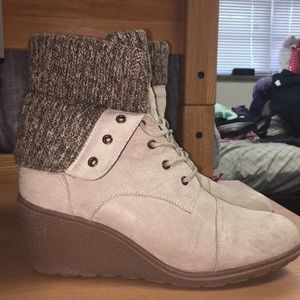 Shoe dazzle booties 11